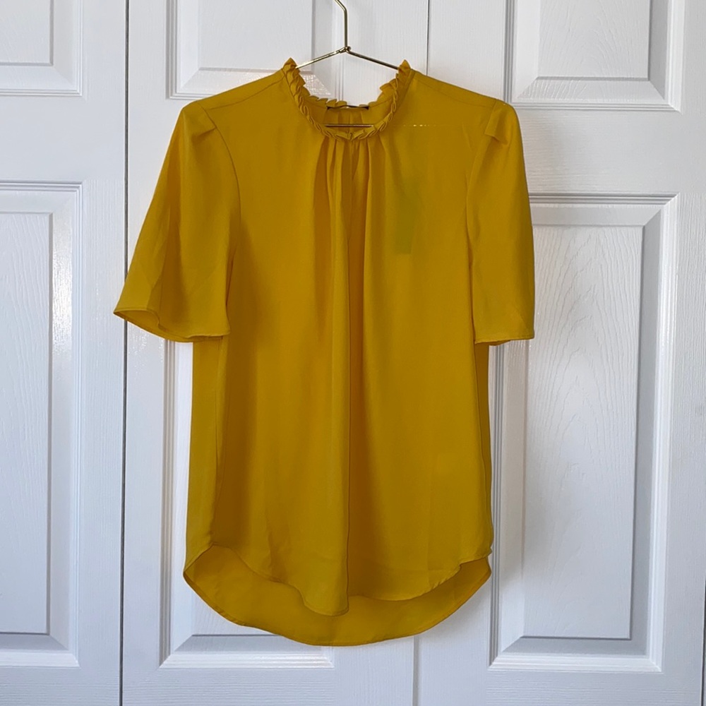 NWT Tahari Yellow Blouse